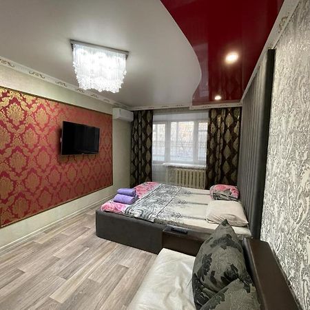 Ferienwohnung Лермонтова 91 Pawlodar Exterior foto